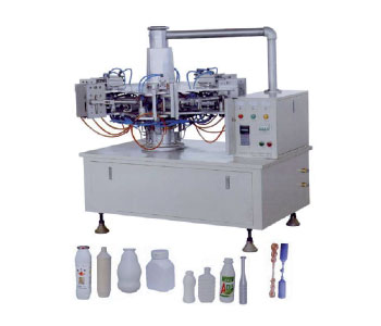 Machine de soufflage de plastique